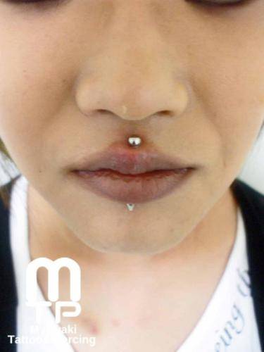 ピアスの部位及び名称：メデューサ、ラブレット